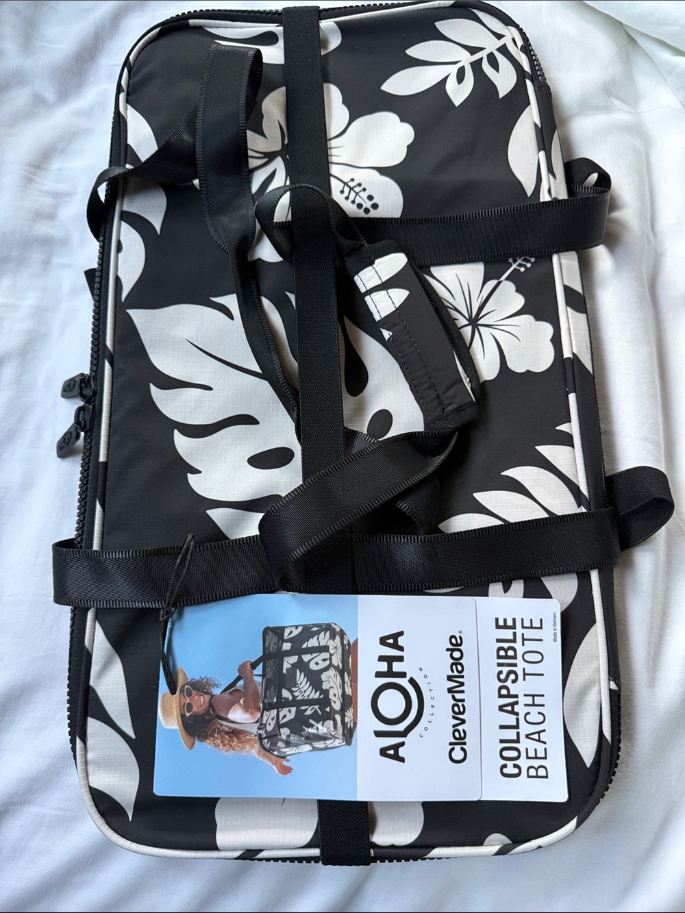 NWT ALOHA COLLECTION COLLAPSIBLE TOTE - Picture 1 of 2